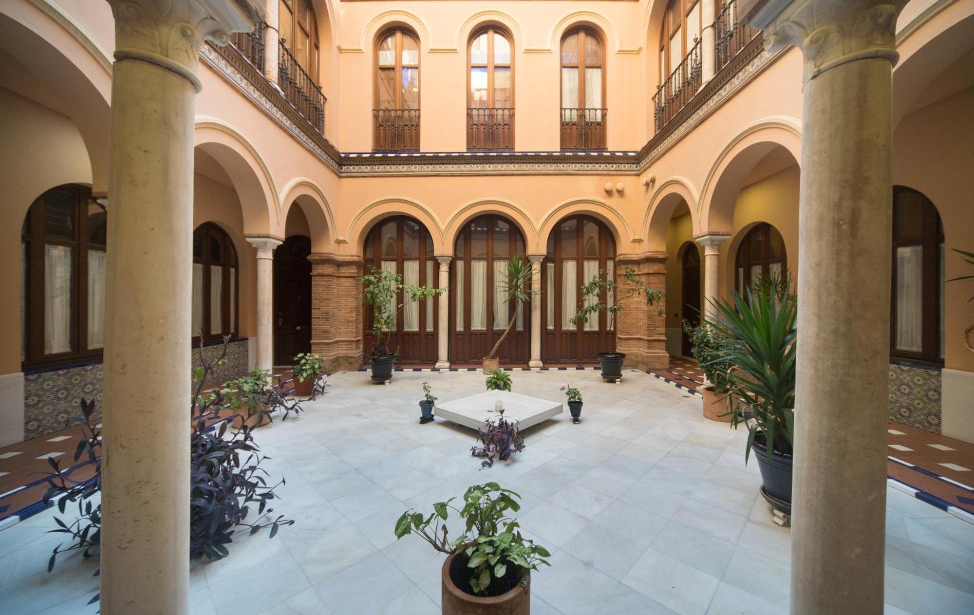 Апартаменты Exclusive Triplex With Private Terrace Севилья Экстерьер фото