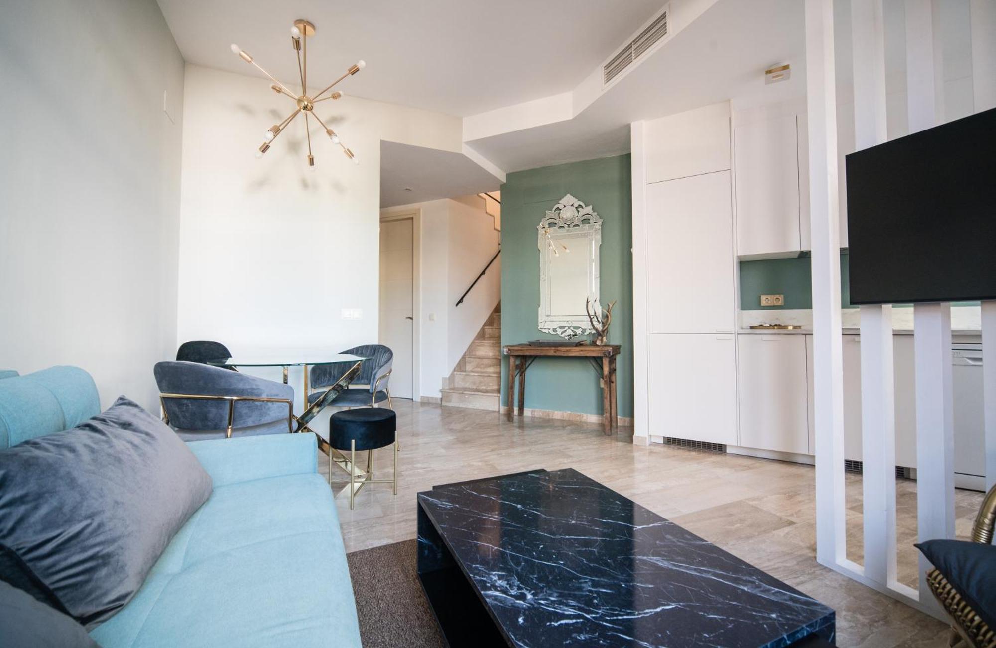 Апартаменты Exclusive Triplex With Private Terrace Севилья Экстерьер фото