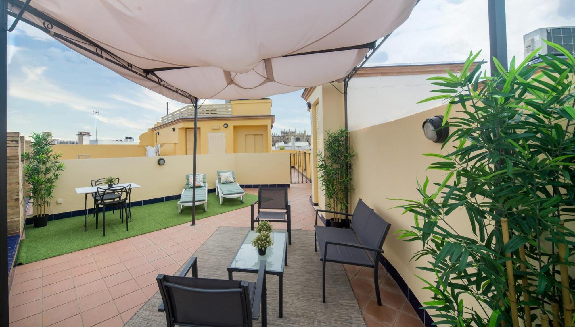 Апартаменты Exclusive Triplex With Private Terrace Севилья Экстерьер фото