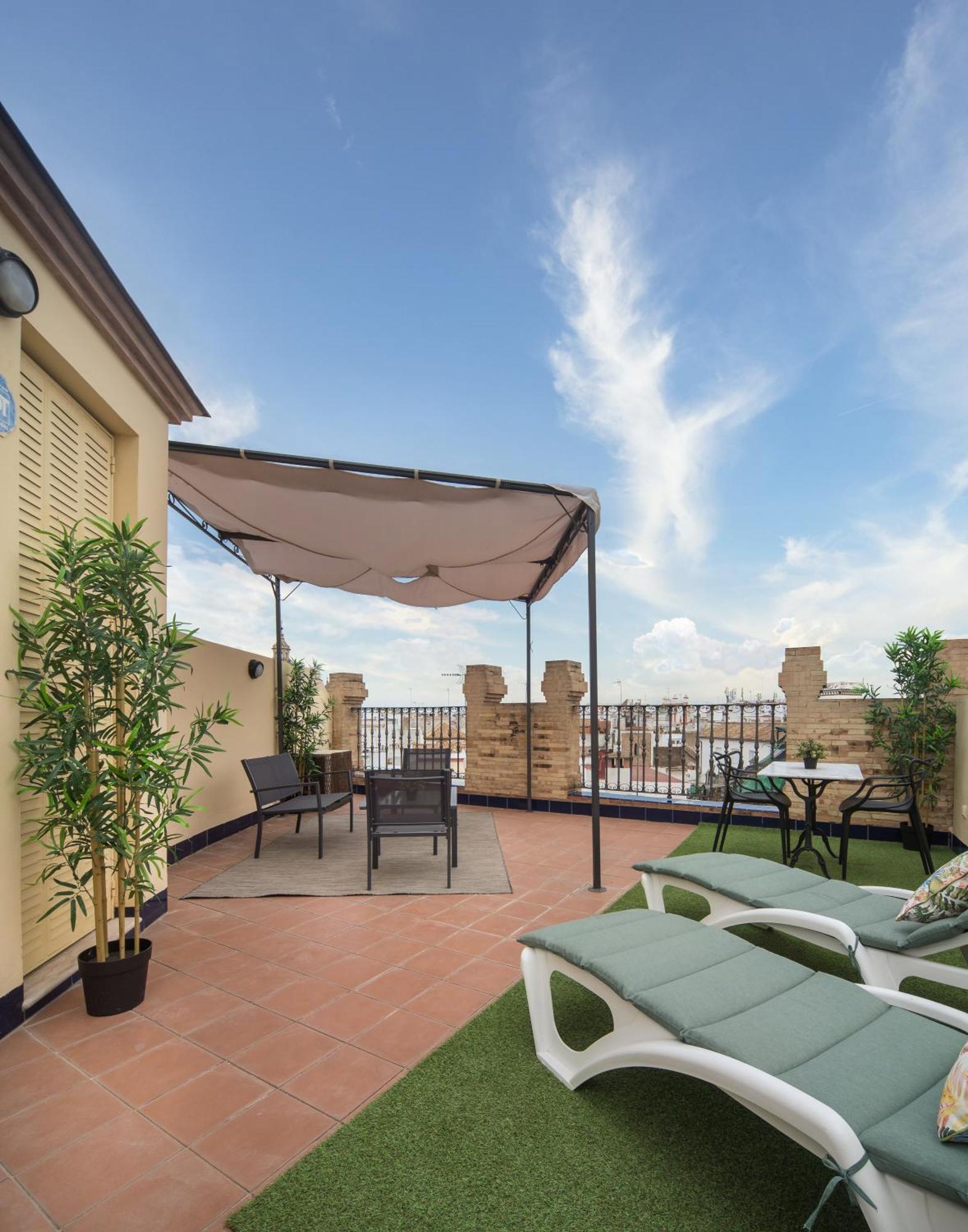 Апартаменты Exclusive Triplex With Private Terrace Севилья Экстерьер фото
